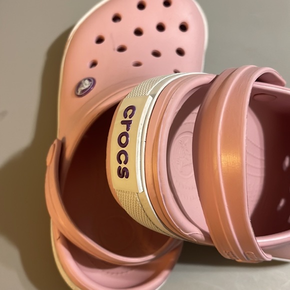 Girls Crocs Pink Size 3 - Picture 6 of 7